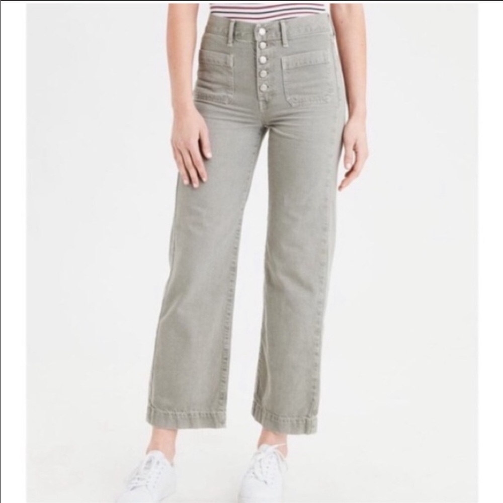 American Eagle Cropped Green Jeans